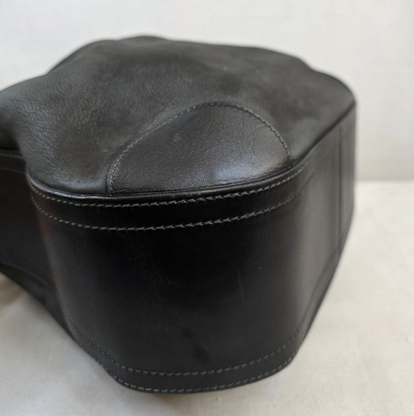 ✨️GUCCI Drawstring Bucket Bag - Picture 11 of 16